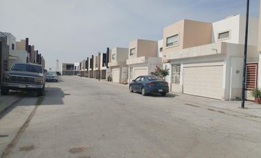 Casa en Venta libre de gravamen. Cedros 2.  Gomez Palacio. Ejerce tu cedito.