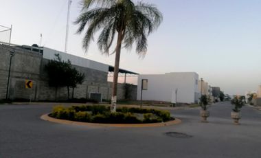 Casa en Venta libre de gravamen. Cedros 2.  Gomez Palacio. Ejerce tu cedito.