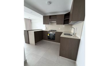 Se vende apartamento en el sur de Cali, piso 11, excelente iluminación