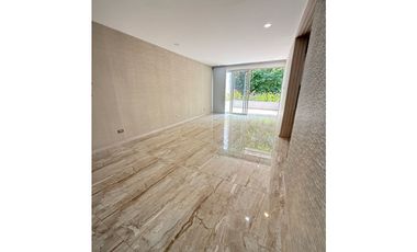 Se vende moderno apartamento en Pance