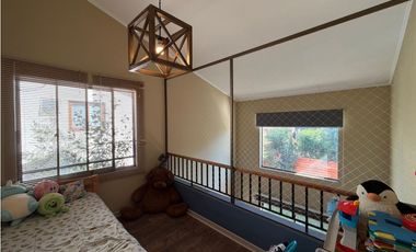 CURAUMA - LOMAS DE CURAUMA - CASA EN VENTA - 4D 3B 1E 1B