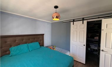 CURAUMA - LOMAS DE CURAUMA - CASA EN VENTA - 4D 3B 1E 1B