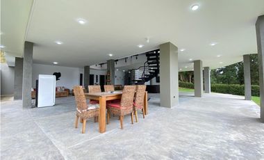En Venta – Casa en Bosque del  Lago, Mesa de los Santos