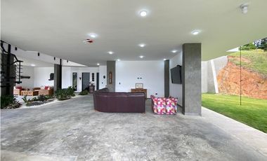 En Venta – Casa en Bosque del  Lago, Mesa de los Santos