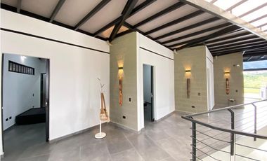 En Venta – Casa en Bosque del  Lago, Mesa de los Santos
