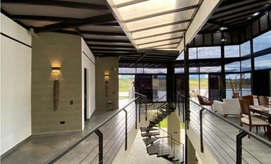 En Venta – Casa en Bosque del  Lago, Mesa de los Santos