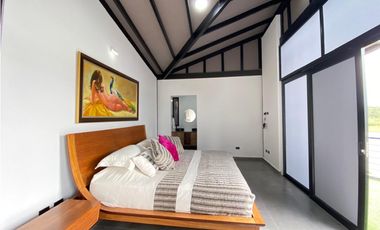 En Venta – Casa en Bosque del  Lago, Mesa de los Santos