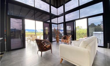 En Venta – Casa en Bosque del  Lago, Mesa de los Santos