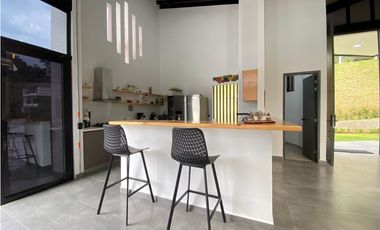 En Venta – Casa en Bosque del  Lago, Mesa de los Santos
