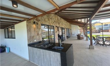Casa moderna en venta – Pueblito Acuarela 2 | La Mesa de los Santos