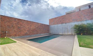 En Venta – Casa Campestre en Colina del Marqués, Ruitoque Bajo