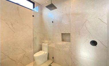 En Venta – Casa Campestre en Colina del Marqués, Ruitoque Bajo