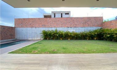 En Venta – Casa Campestre en Colina del Marqués, Ruitoque Bajo