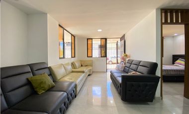 En Venta – Casa Barrio Acapulco, Girón