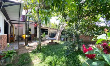 En Venta – Casa Barrio Acapulco, Girón