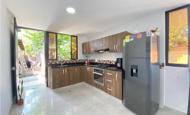 En Venta – Casa Barrio Acapulco, Girón