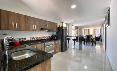 En Venta – Casa Barrio Acapulco, Girón