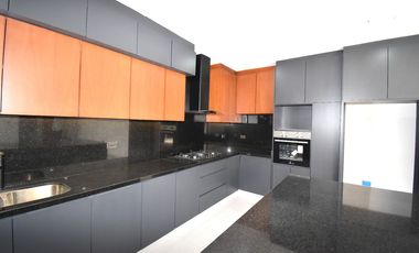 CASA EN RENTA ZONA COUNTRY PUERTA AZUL