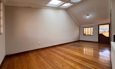 Oportunidad de renta Hermosa Casa Completamente Amoblada.- Cuenca
