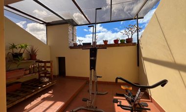 Oportunidad de renta Hermosa Casa Completamente Amoblada.- Cuenca