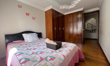 Oportunidad de renta Hermosa Casa Completamente Amoblada.- Cuenca