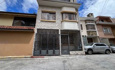 Oportunidad de renta Hermosa Casa Completamente Amoblada.- Cuenca