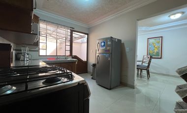 Oportunidad de renta Hermosa Casa Completamente Amoblada.- Cuenca