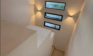 | Exclusiva casa en renta dentro de una excelente zona residencial |