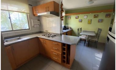 VENTA CASA A EN PEÑALOLEN, SECTOR QUEBRADA DE MACUL