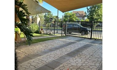 VENTA CASA A EN PEÑALOLEN, SECTOR QUEBRADA DE MACUL