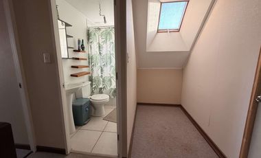 Casa Familiar en Venta | 3 Dormitorios · 2 Baños