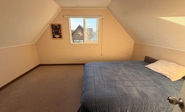 Casa Familiar en Venta | 3 Dormitorios · 2 Baños