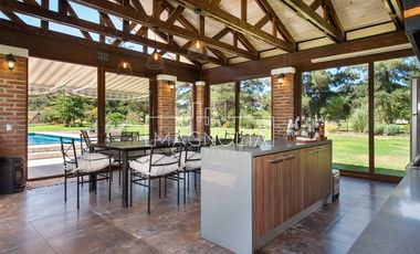 Casa en Venta en Angostura Golf Country Club