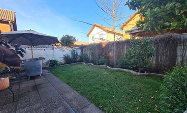 Casa en Arriendo en Haras de Machalí