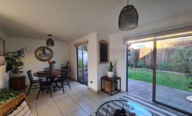 Casa en Arriendo en Haras de Machalí