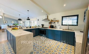 Peralillo, Refugio Boutique con Viñedo Orgánico y Vistas al Atardecer