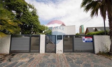 Casa venta en Vitacura, a pasos de Clínica Alemana