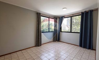 Casa venta en Vitacura, a pasos de Clínica Alemana