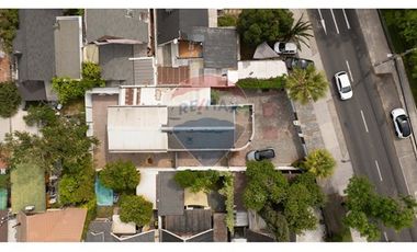Casa venta en Vitacura, a pasos de Clínica Alemana