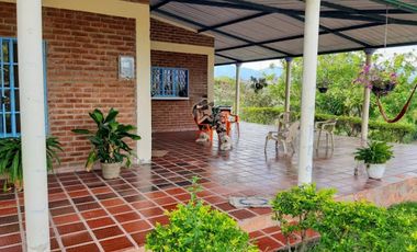 VENTA de FINCAS en EL AGRADO