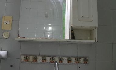 Retiro, Av Libertador 300 entre Suipacha y Basavilbaso, 3 amb, u$s 800 + servicios. (alq min 3 meses) DISPONIBLE 19-3-2026