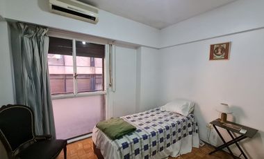 Retiro, Av Libertador 300 entre Suipacha y Basavilbaso, 3 amb, u$s 800 + servicios. (alq min 3 meses) DISPONIBLE 19-3-2026