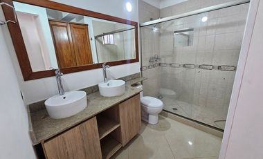 APARTAMENTO EN ARRIENDO UBICADO EN SABANETA SECTOR AVES MARIA