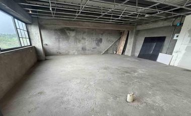 LOCAL EN ARRIENDO AV 30 DE AGOSTO PEREIRA