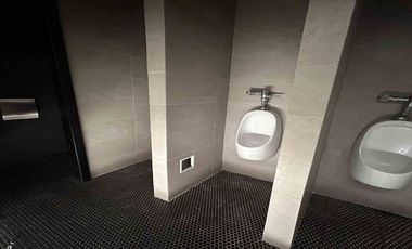 LOCAL EN ARRIENDO AV 30 DE AGOSTO PEREIRA