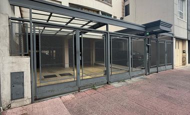 Cochera en  Lanús -