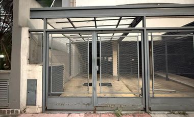 Cochera en  Lanús -
