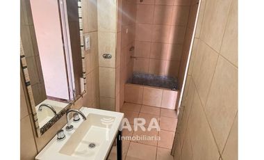 Venta Local con casa al fondo