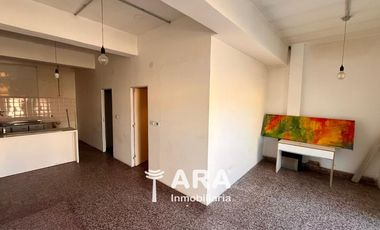 Venta Local con casa al fondo