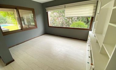 Hermosa Propiedad en Venta en Fincas de Iraola 2-